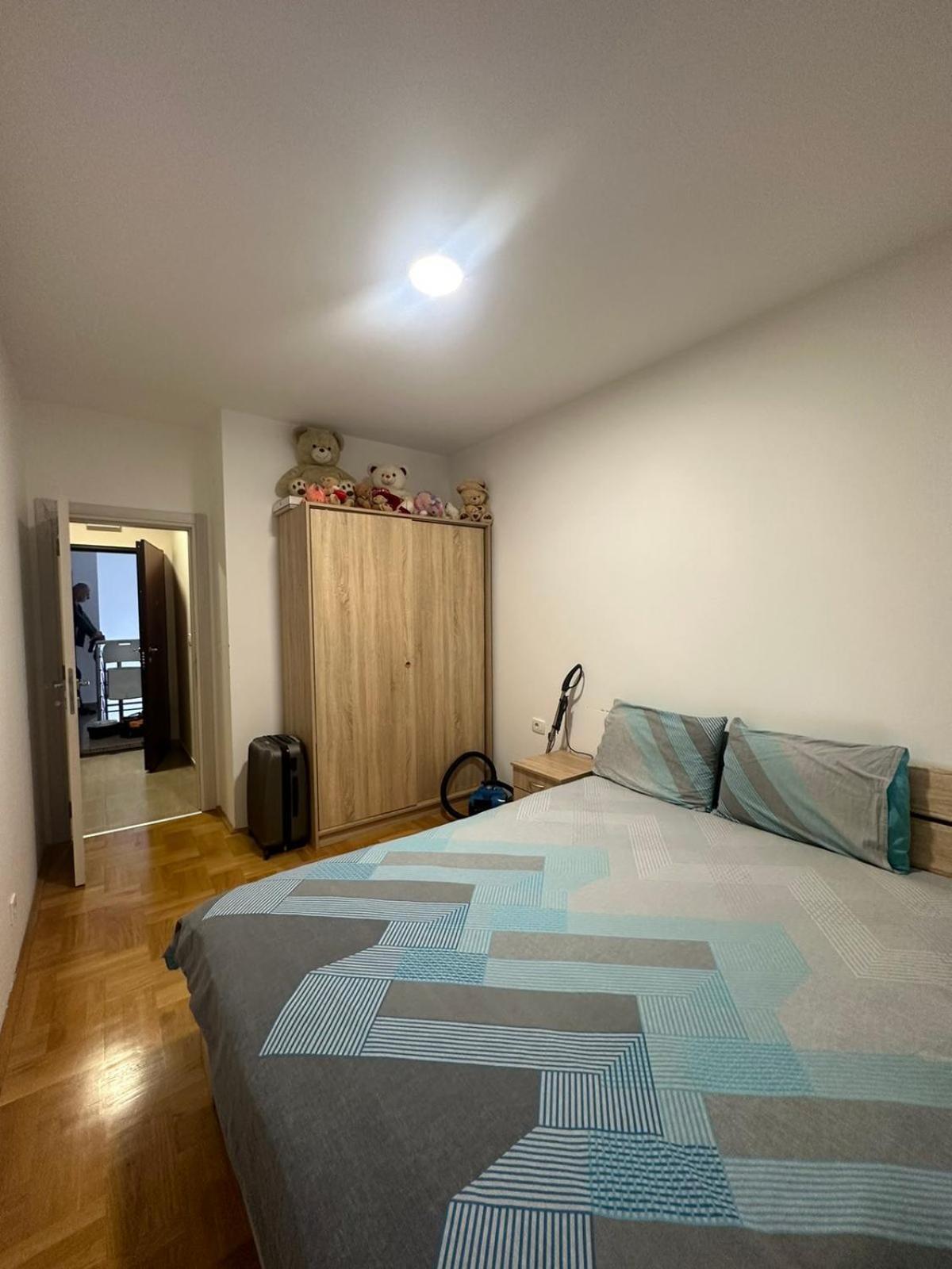 Miona Apartment *